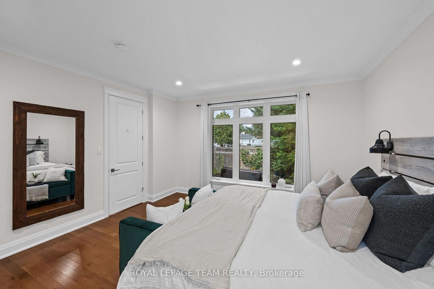 77 Juanita Avenue • Carp, ON photo 21