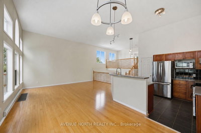 141 GLADEVIEW Private • Ottawa, ON photo 9