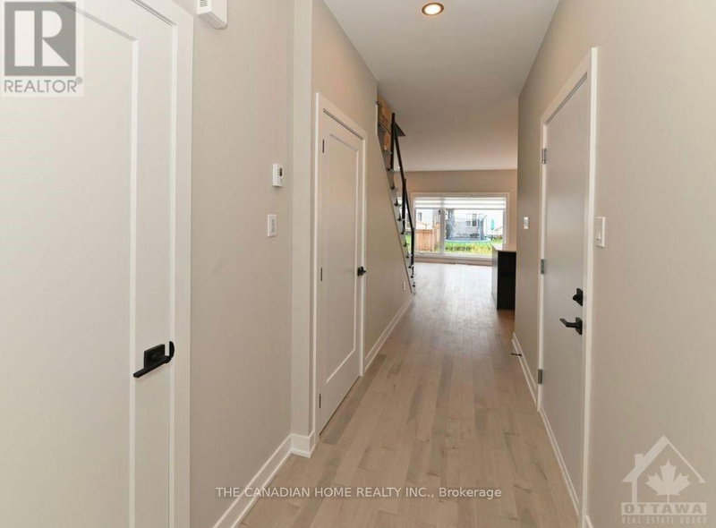 461 Denis Street