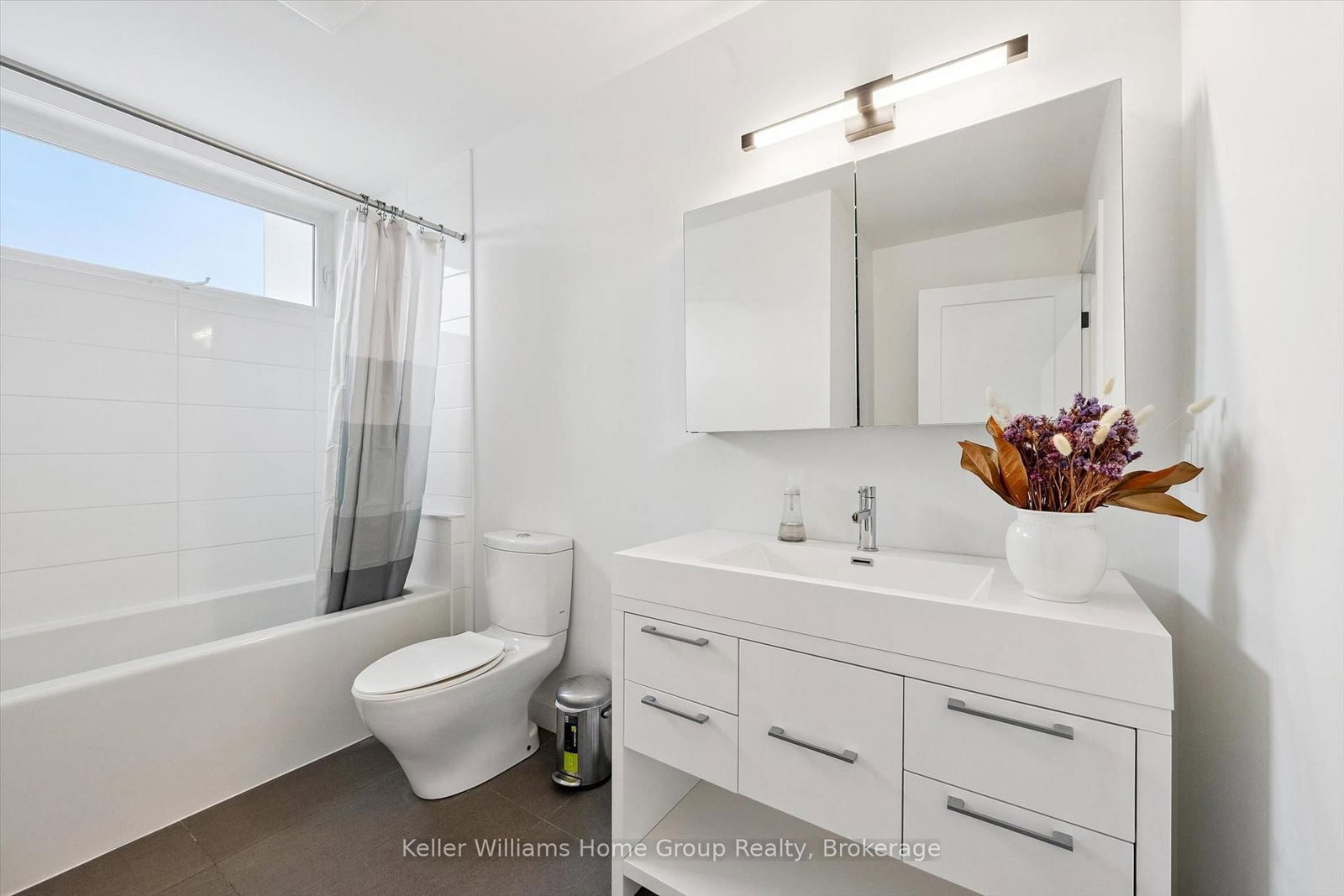 154 Ontario Street • Guelph, ON photo 24