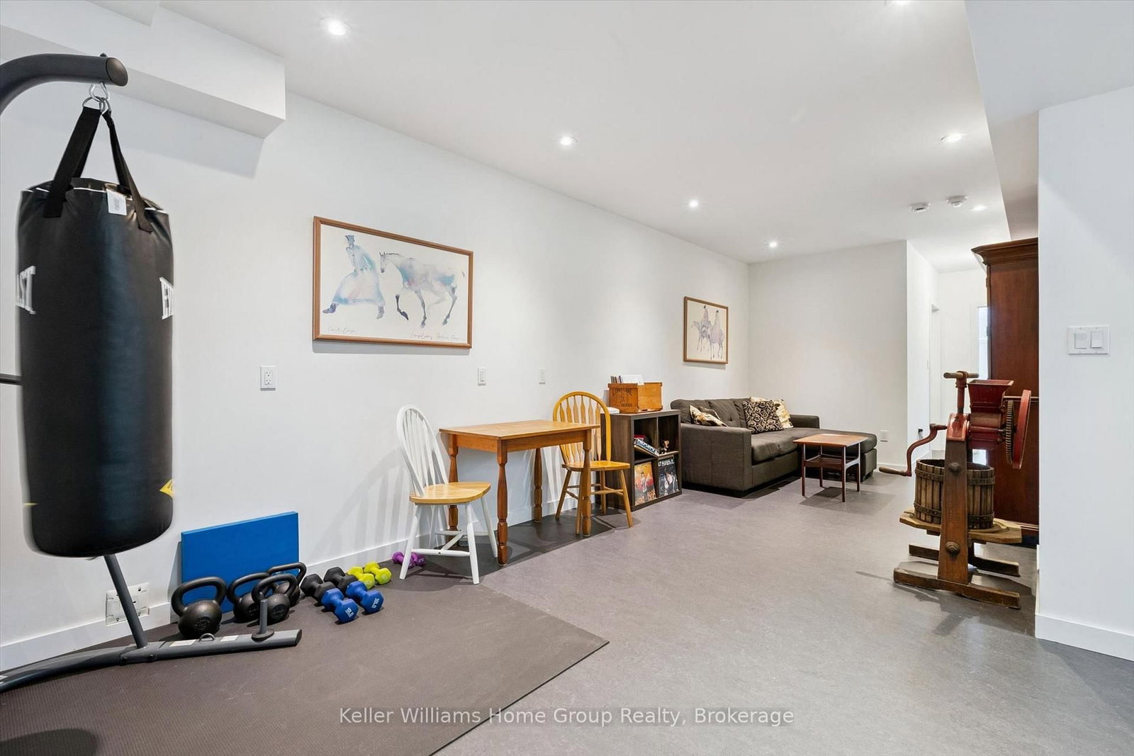 154 Ontario Street • Guelph, ON photo 27