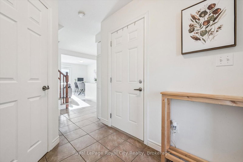 6 - 361 Arkell Road