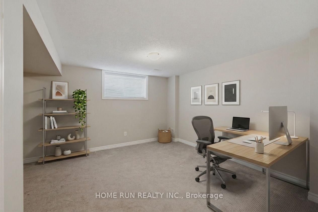 42 CLONFADDA Terrace • Ottawa, ON photo 27