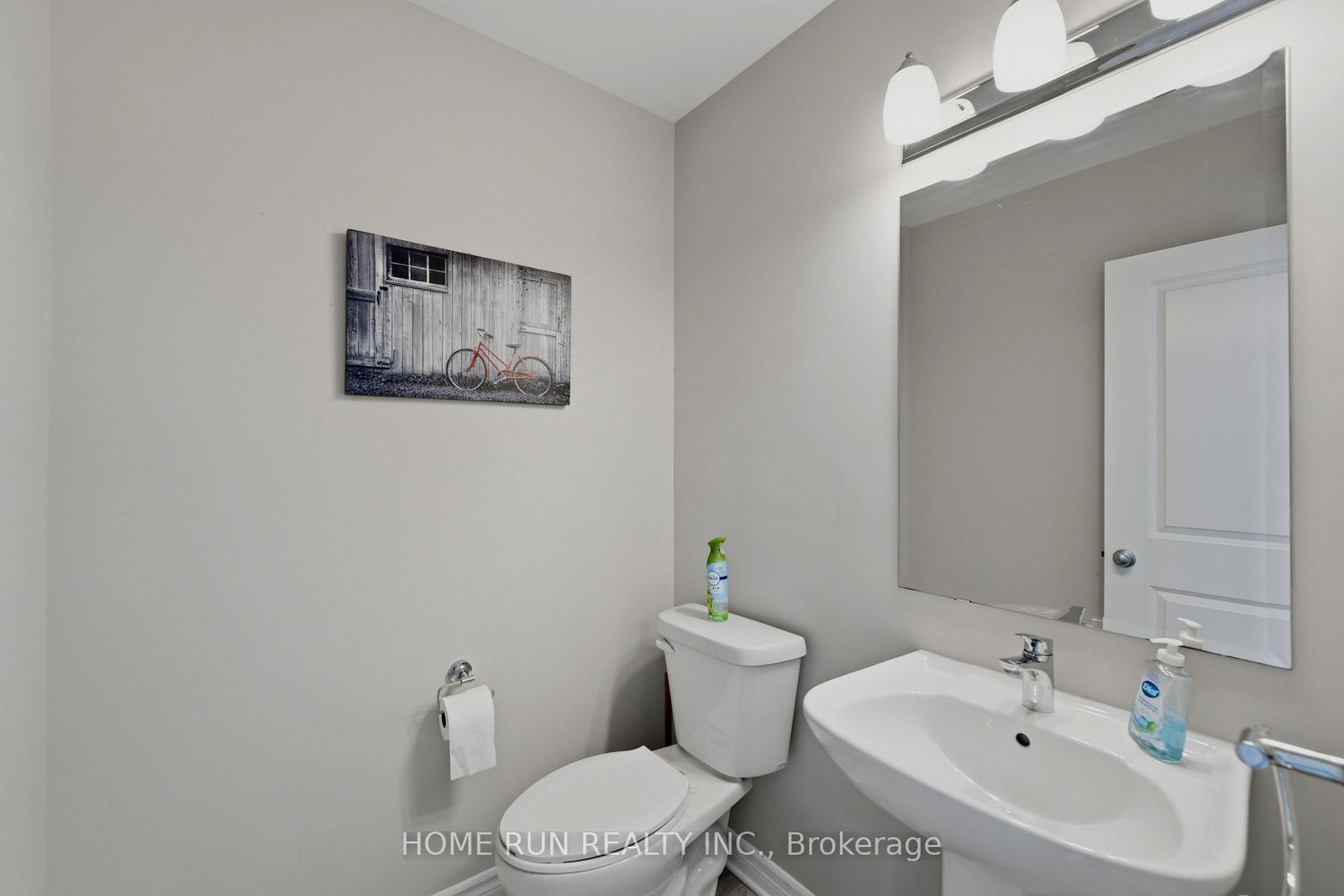 42 CLONFADDA Terrace • Ottawa, ON photo 4