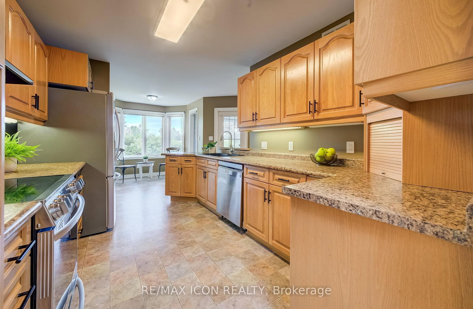 910 Walton Avenue N • North Perth, ON photo 14