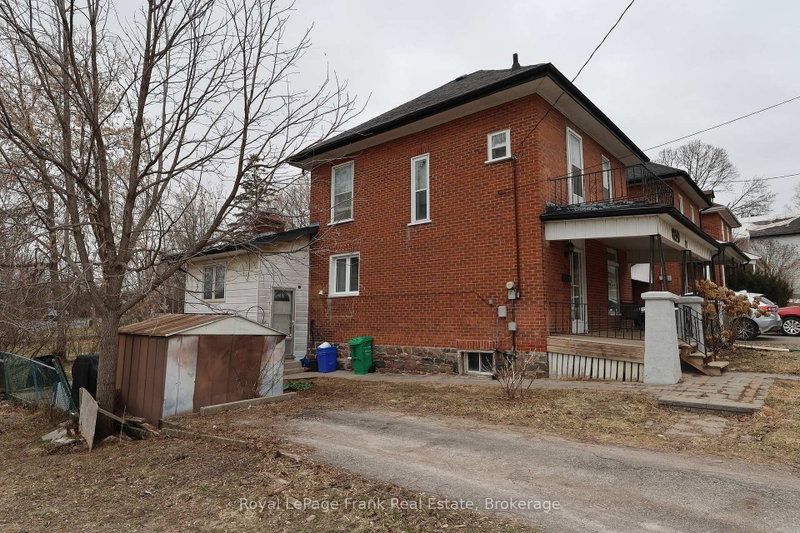 294 Parkhill Road W