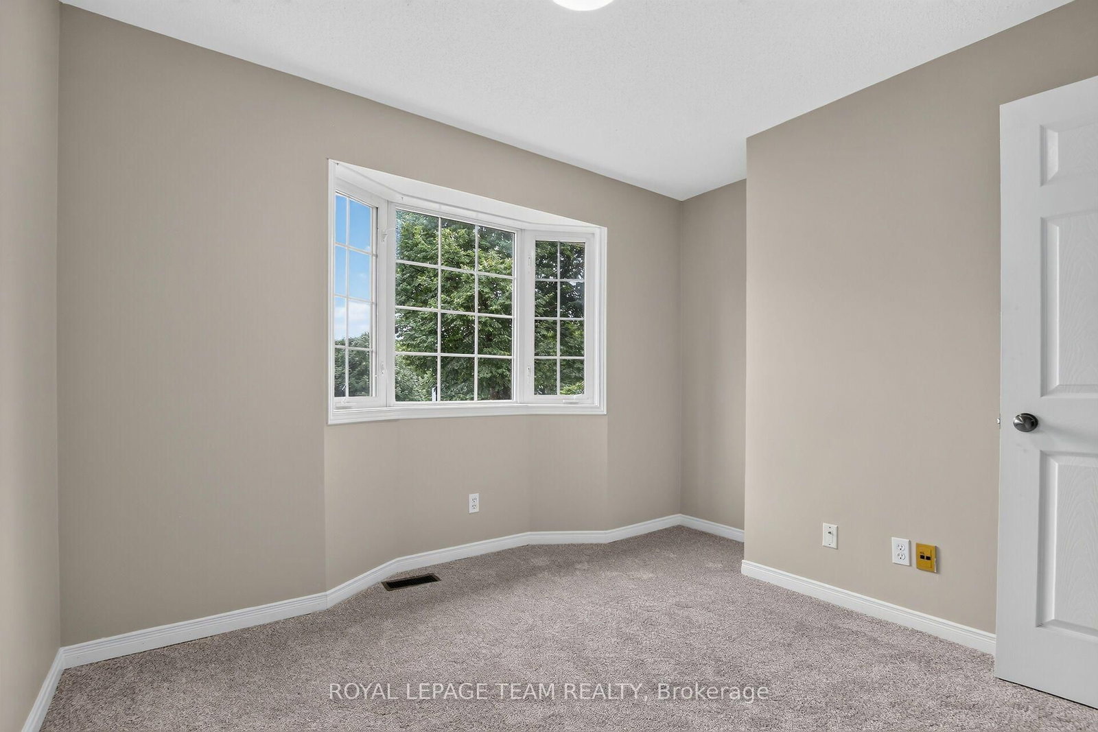 28 Cohen Avenue • Kanata, ON photo 30