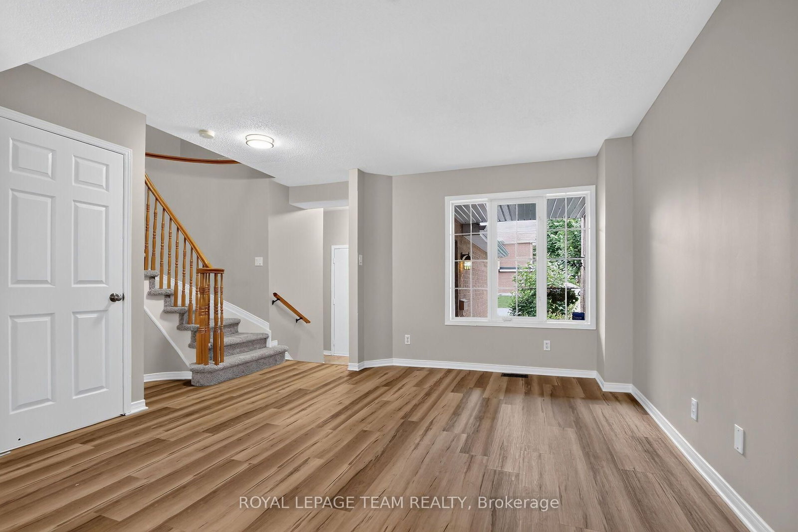 28 Cohen Avenue • Kanata, ON photo 6