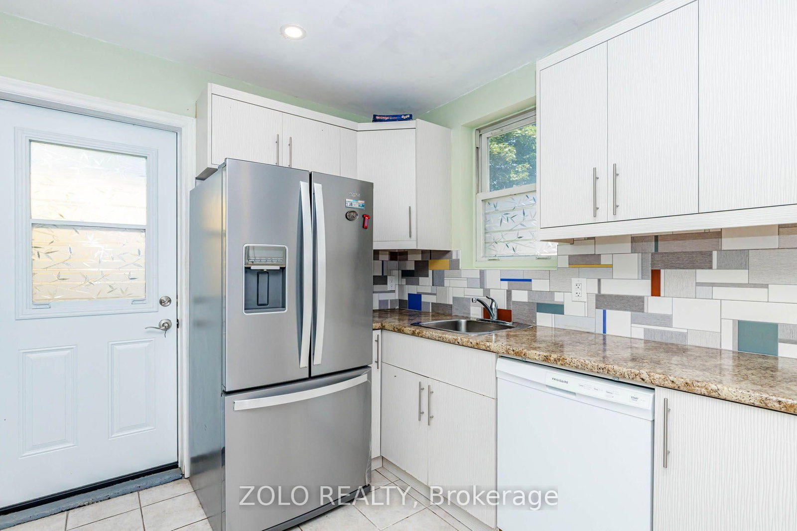236 Parkdale Avenue S • Hamilton, ON photo 14