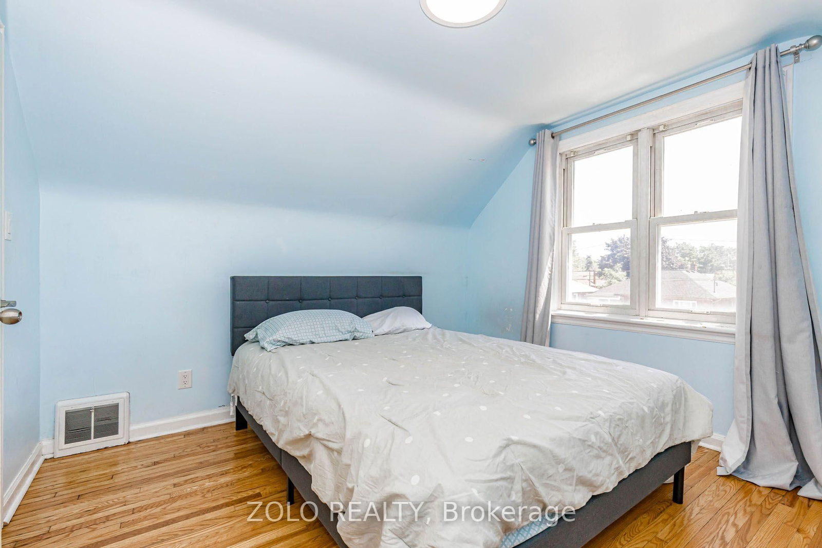 236 Parkdale Avenue S • Hamilton, ON photo 27