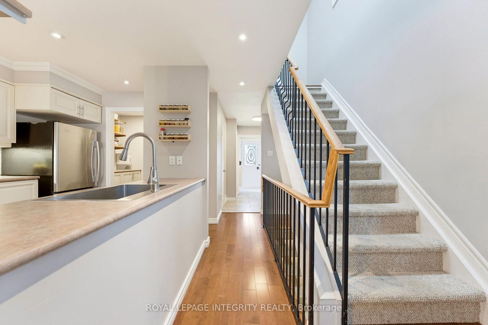 39 Ready Way • Ottawa, ON photo 13
