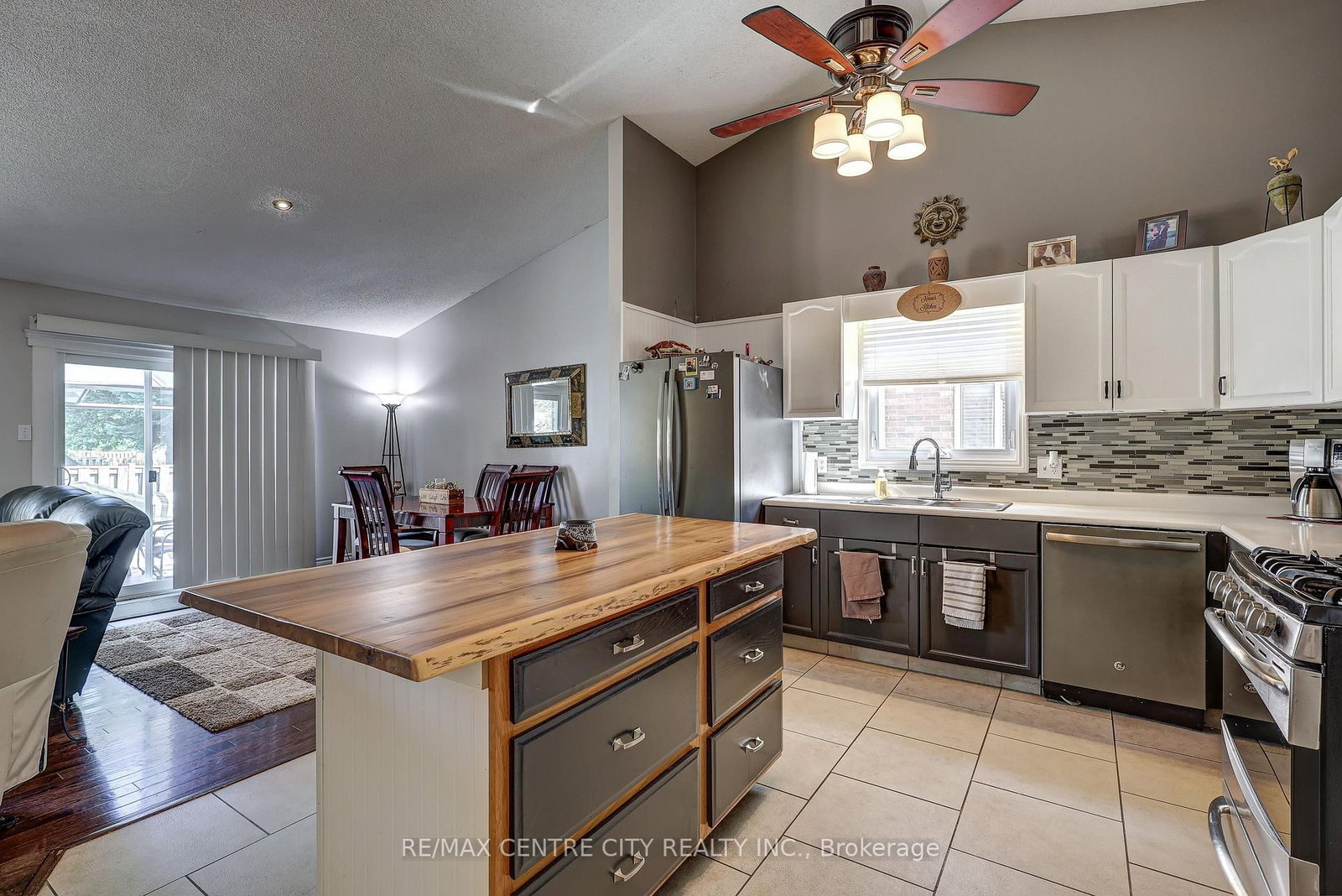 12 Second Avenue • St. Thomas, ON photo 21