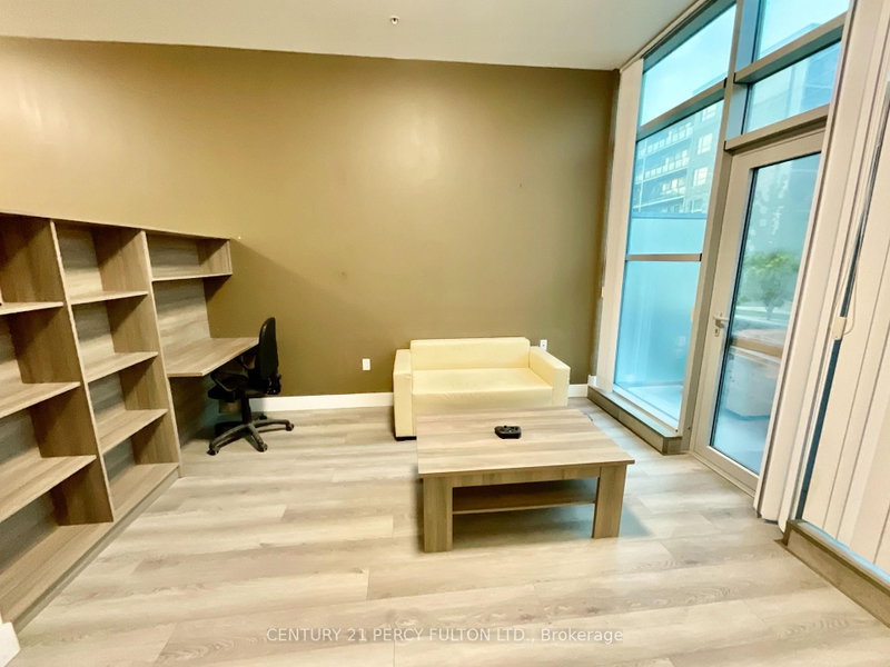 102 - 257 Hemlock Street