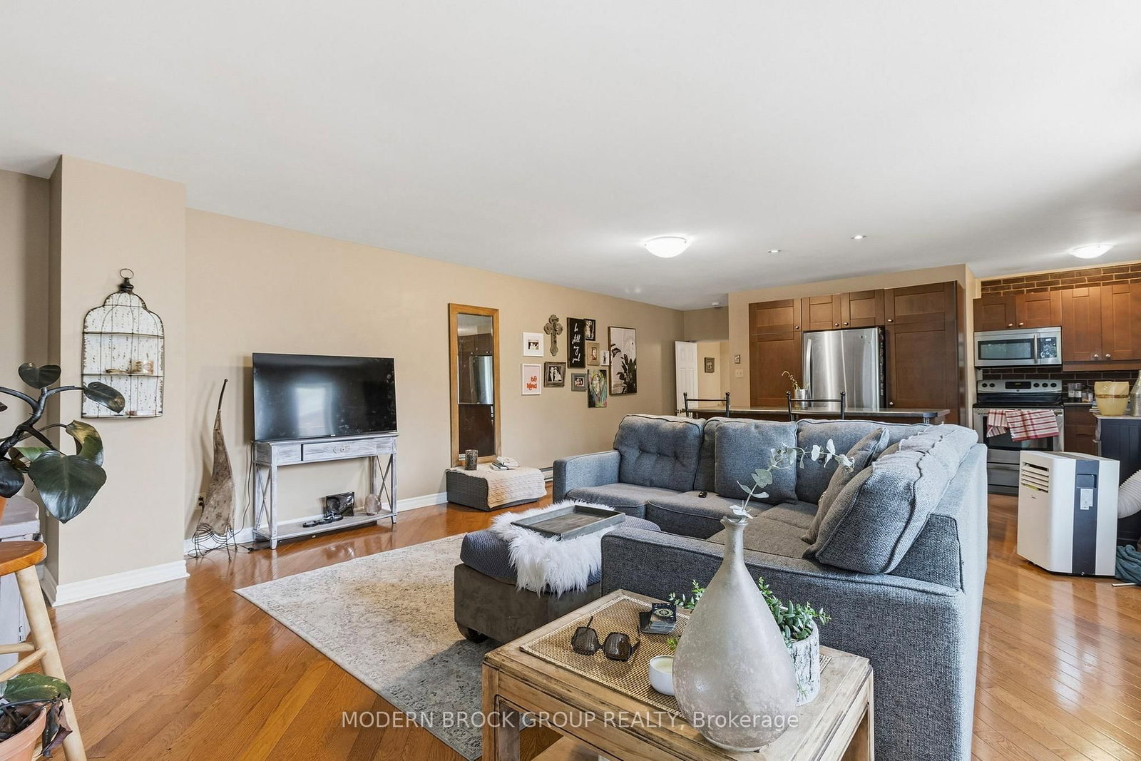 322 King Street W • Brockville, ON photo 42