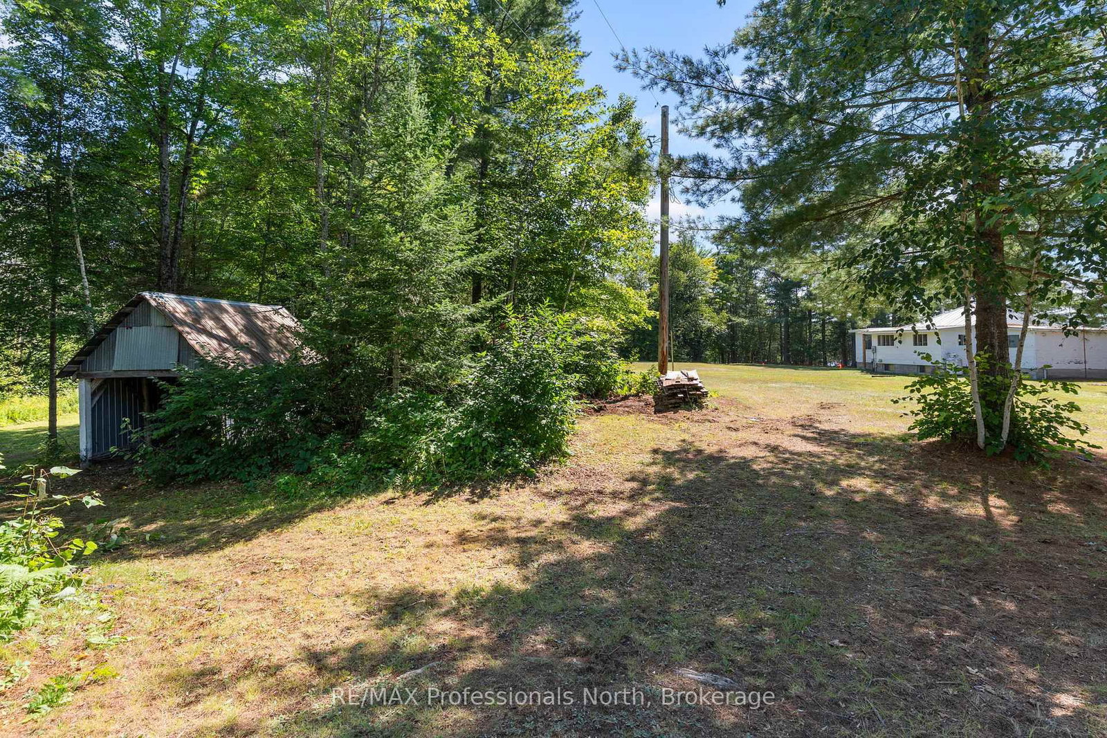 1014 Log Cabin Lane • Dysart et al, ON photo 28