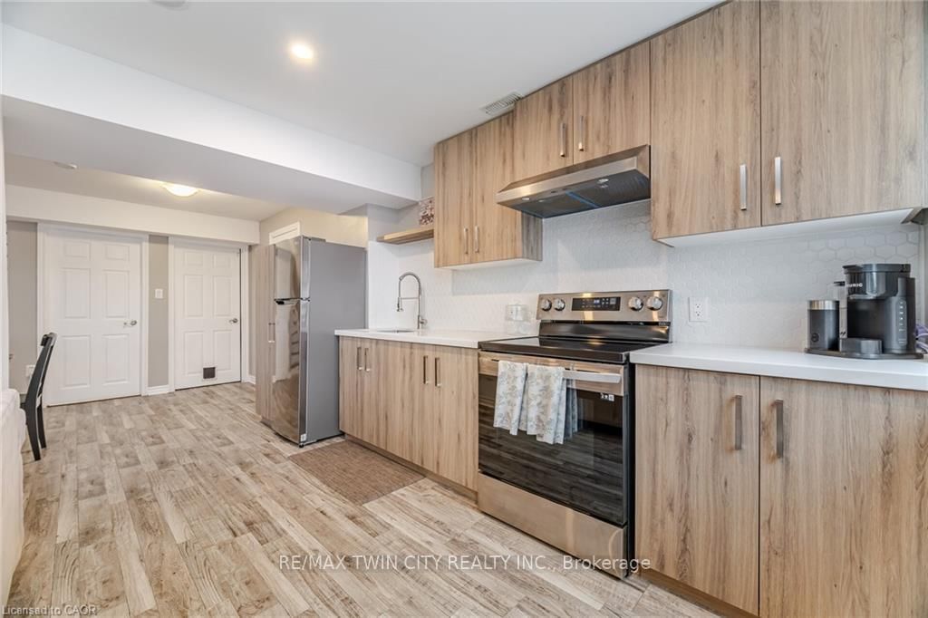387 Gravel Ridge Trail • Kitchener, ON photo 38