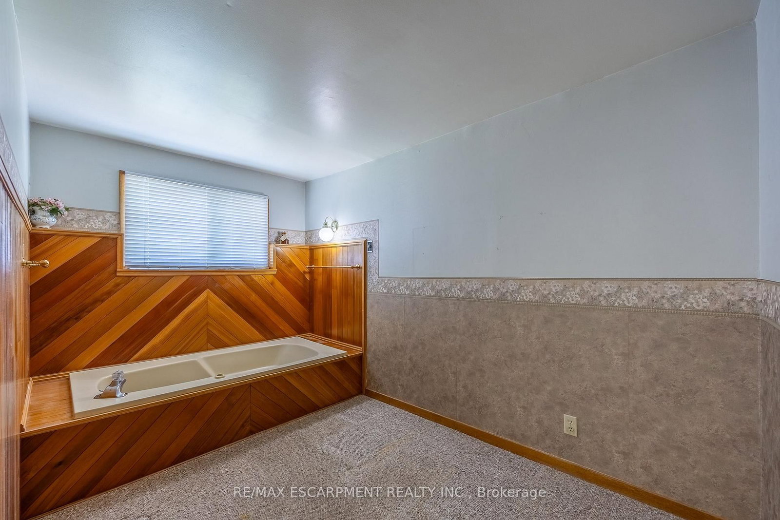 1032 Main Street • Norfolk, ON photo 15