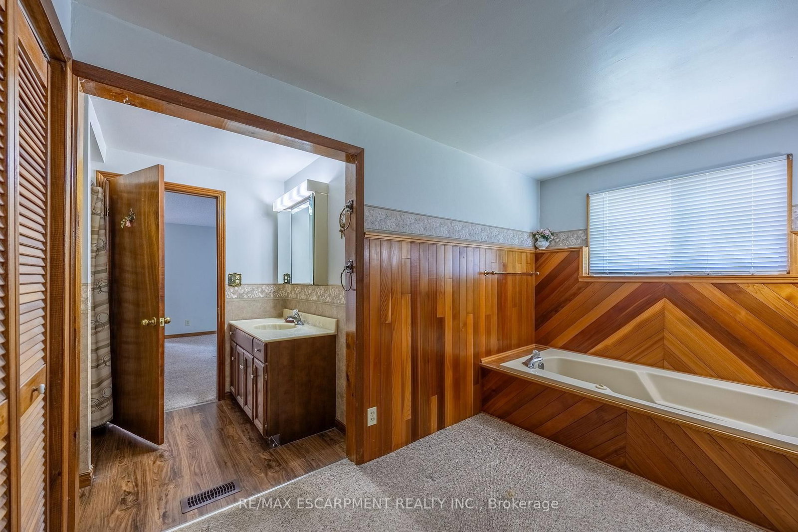 1032 Main Street • Norfolk, ON photo 16