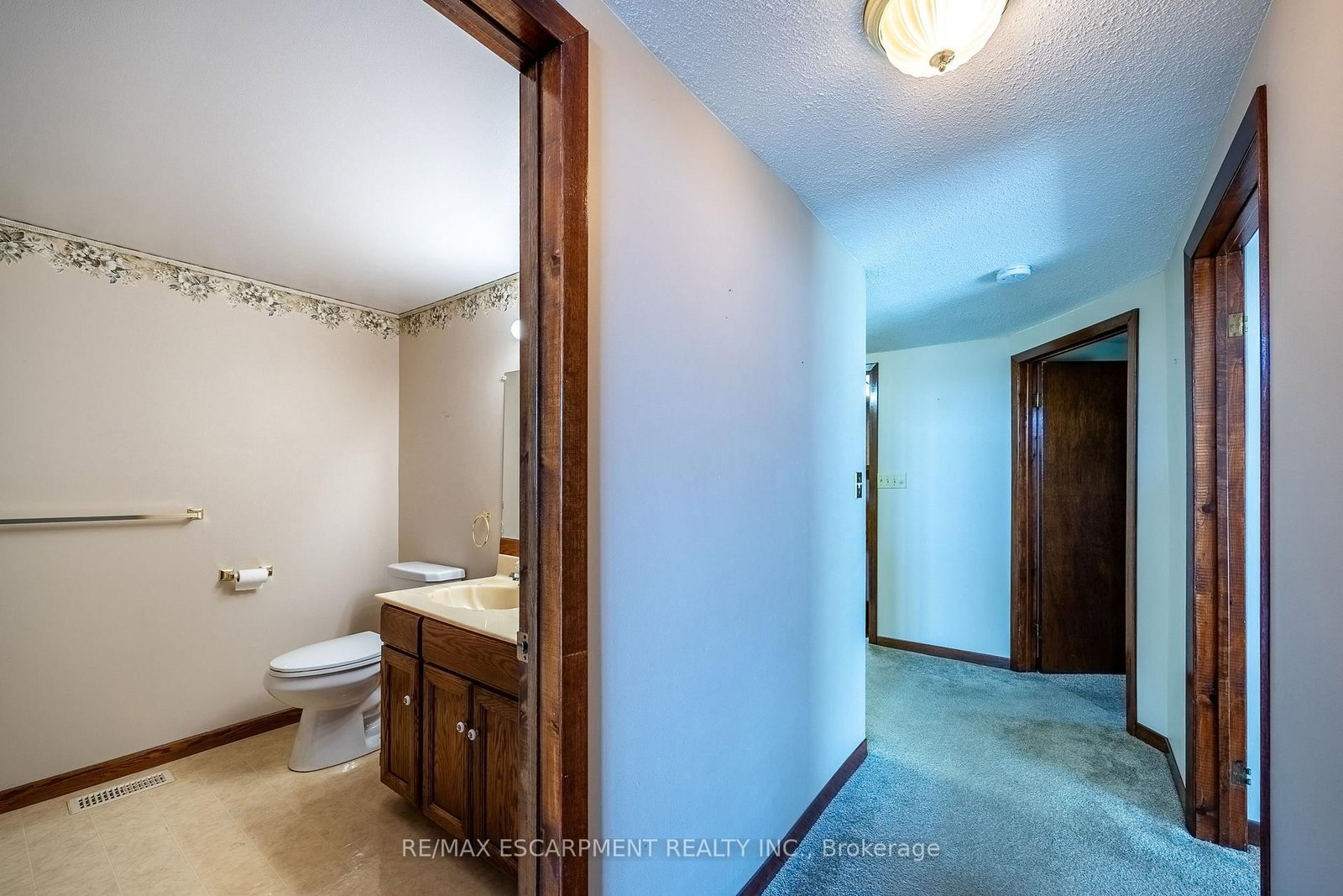 1032 Main Street • Norfolk, ON photo 18