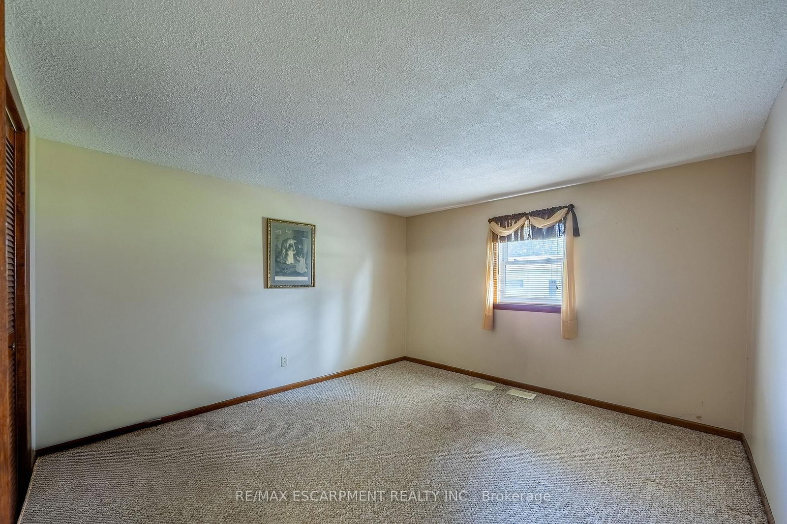 1032 Main Street • Norfolk, ON photo 22