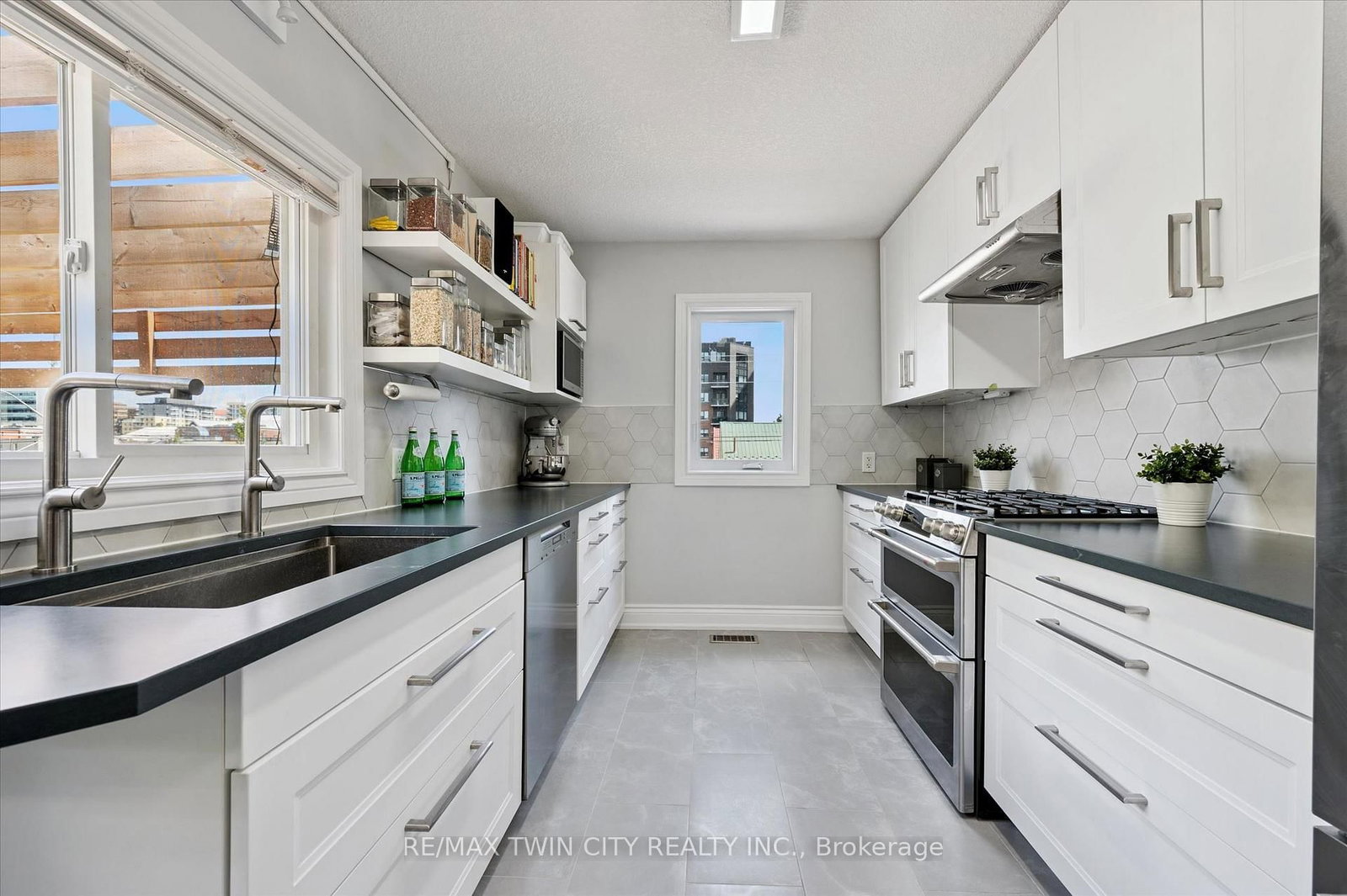 40 Madison Avenue S • Kitchener, ON photo 16