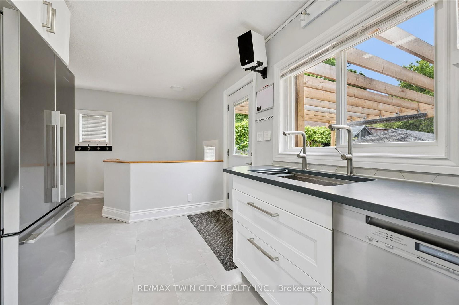 40 Madison Avenue S • Kitchener, ON photo 20