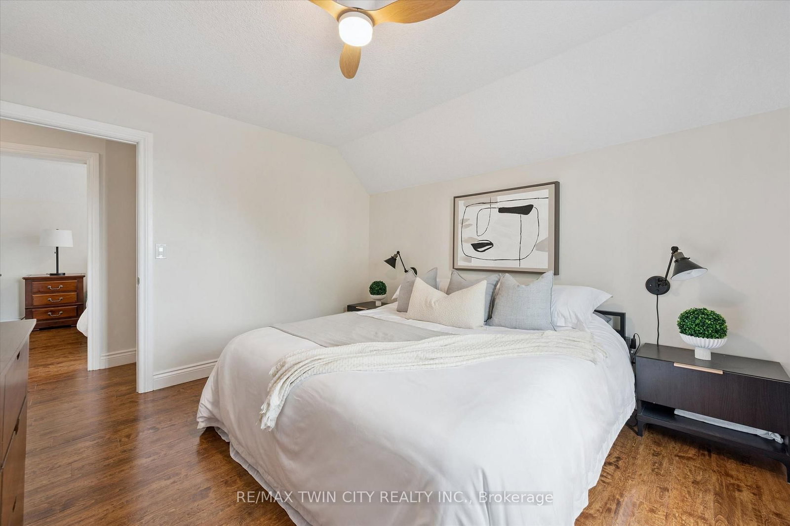 40 Madison Avenue S • Kitchener, ON photo 28