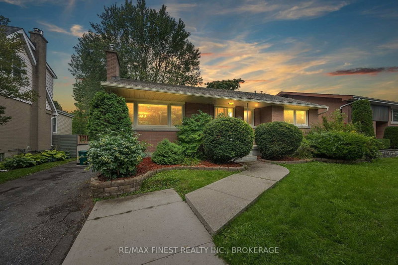 140 LIDDELL Crescent
