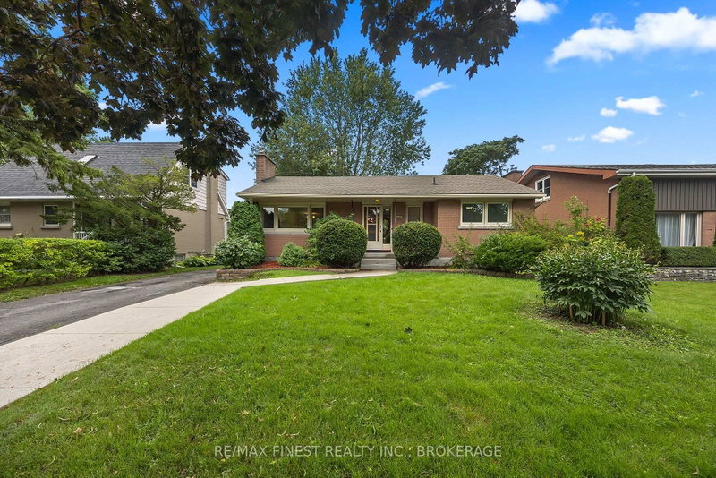 140A LIDDELL Crescent