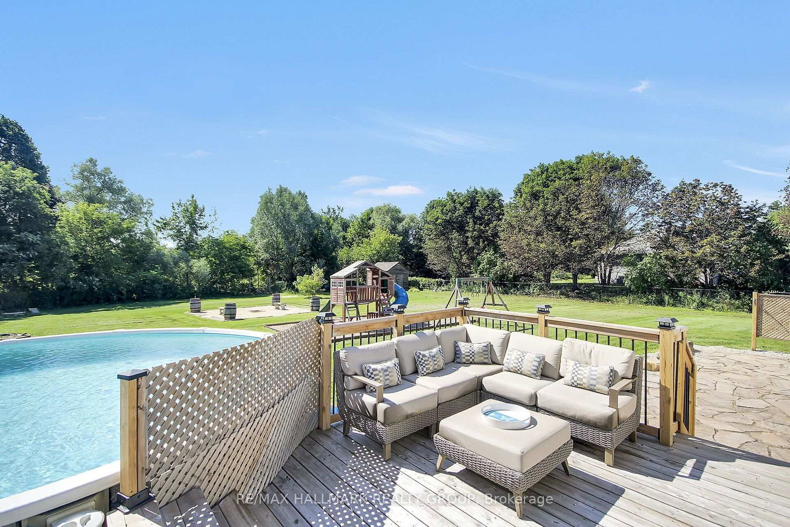 7414 Dawn Tara Drive • Ottawa, ON photo 16