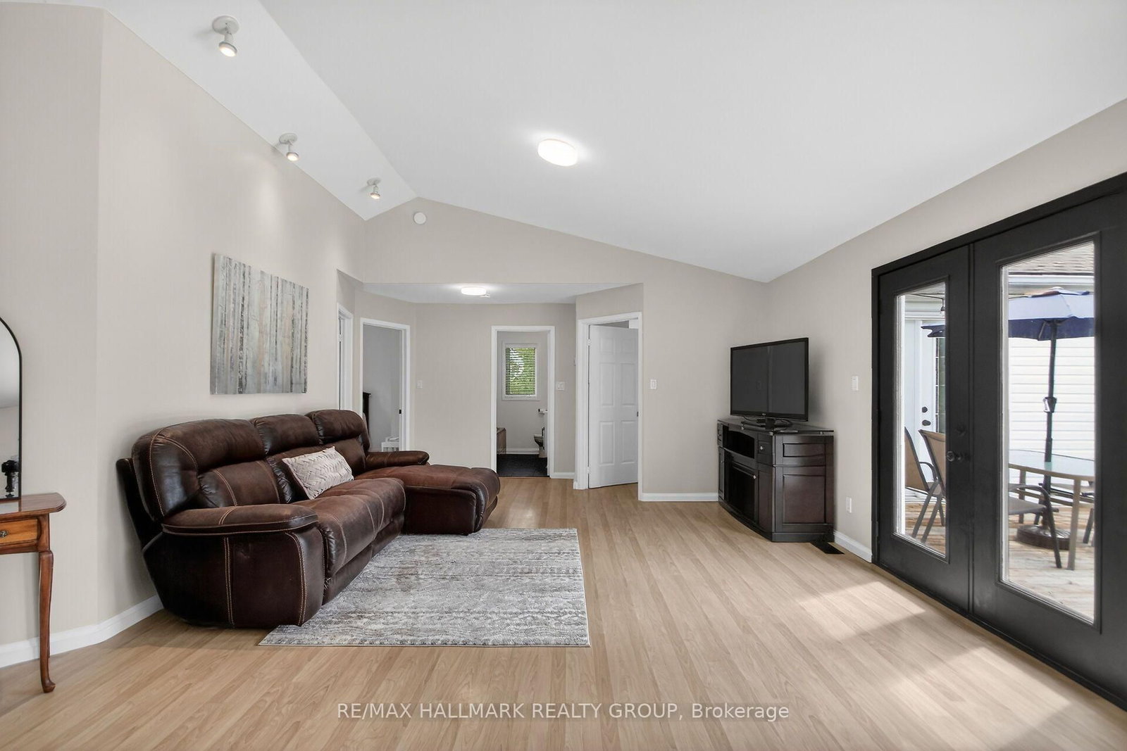 7414 Dawn Tara Drive • Ottawa, ON photo 22