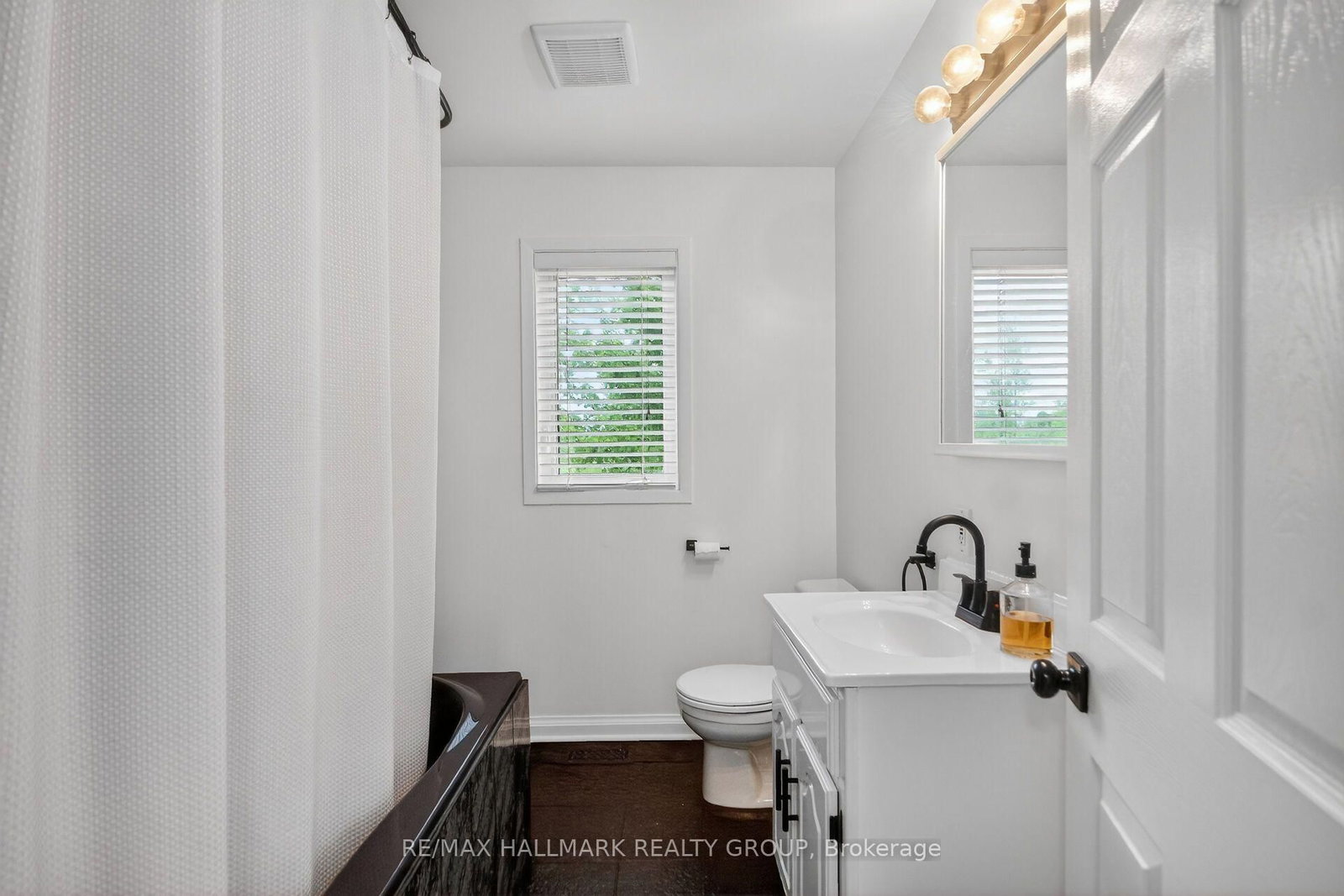 7414 Dawn Tara Drive • Ottawa, ON photo 27