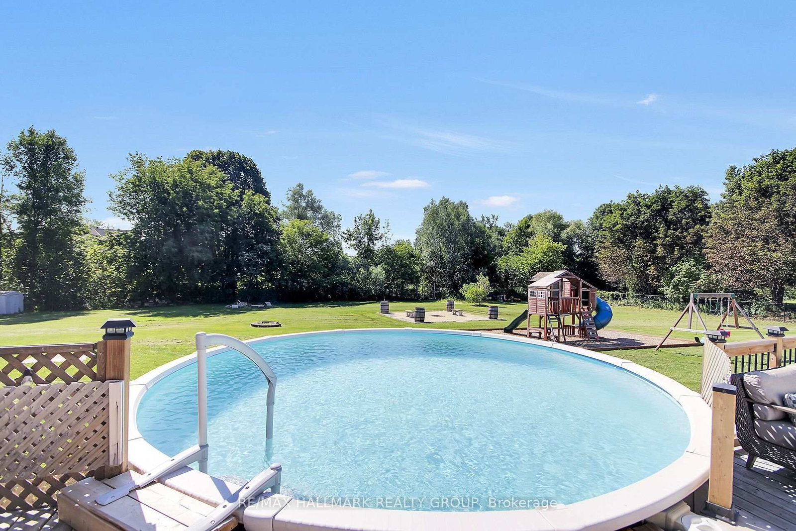 7414 Dawn Tara Drive • Ottawa, ON photo 5