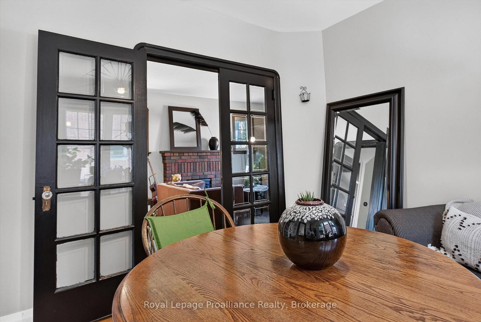 71 Lansdowne Street W • Peterborough, ON photo 10