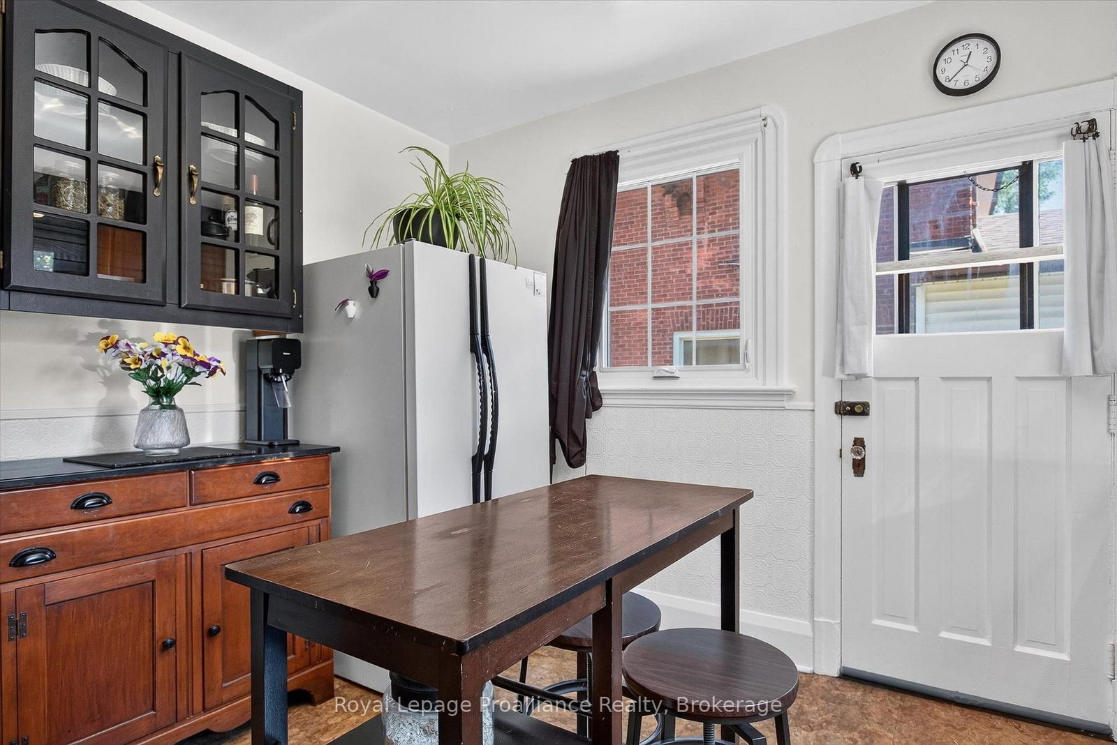 71 Lansdowne Street W • Peterborough, ON photo 12