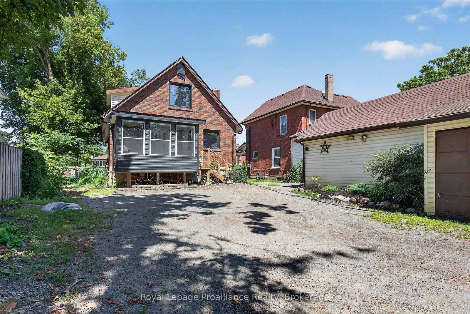 71 Lansdowne Street W • Peterborough, ON photo 43