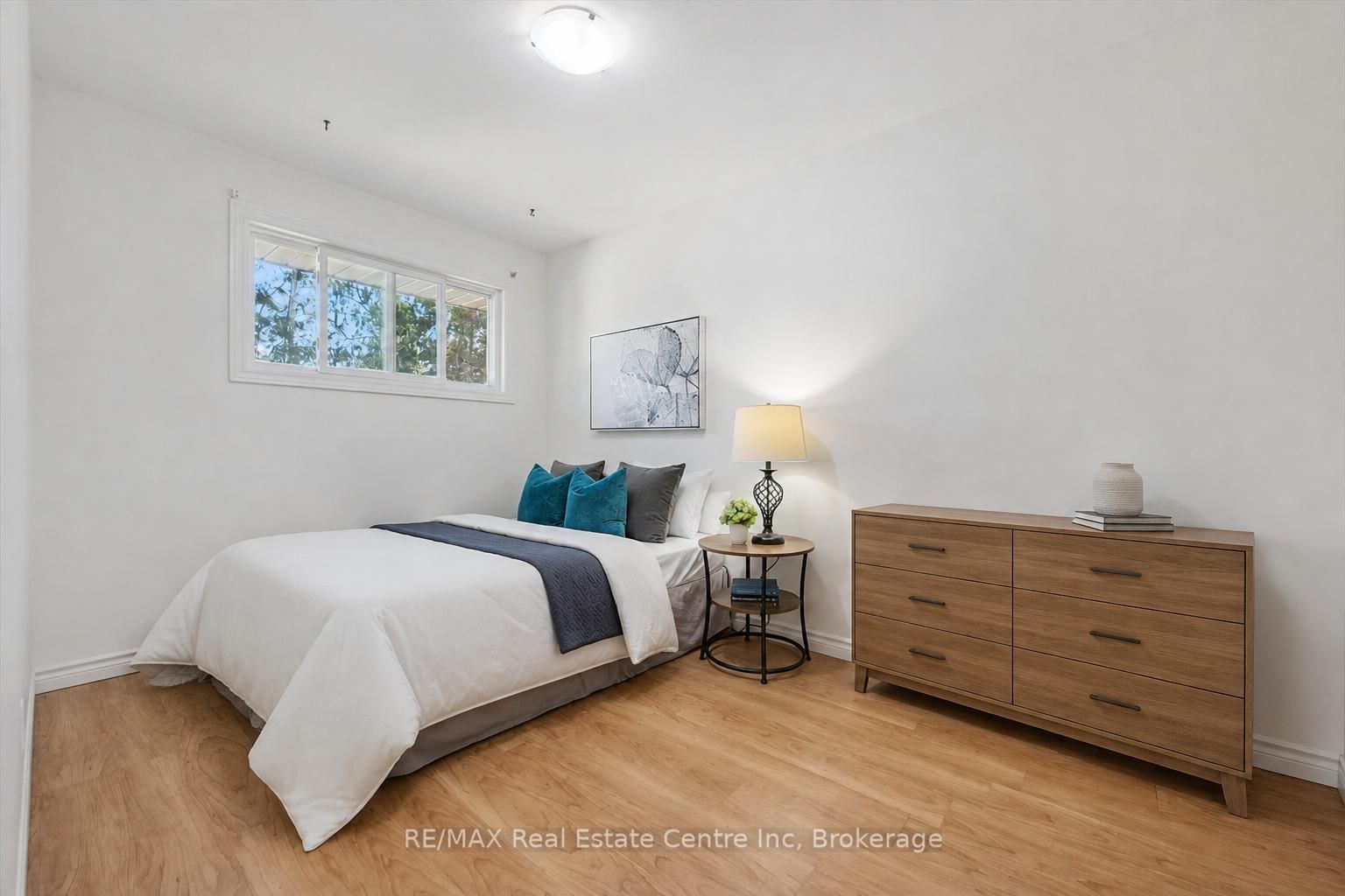 277 KATHLEEN Street • Guelph, ON photo 11