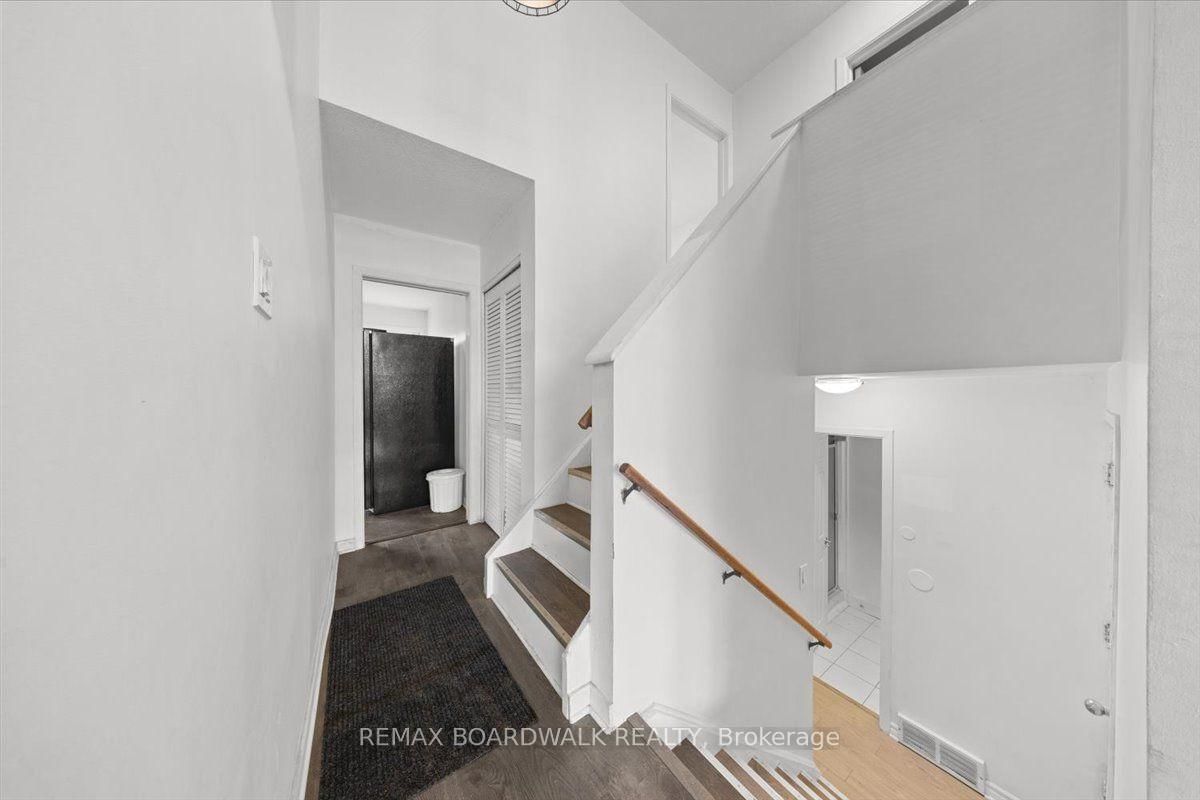 1864 Lenester Avenue W • Ottawa, ON photo 17