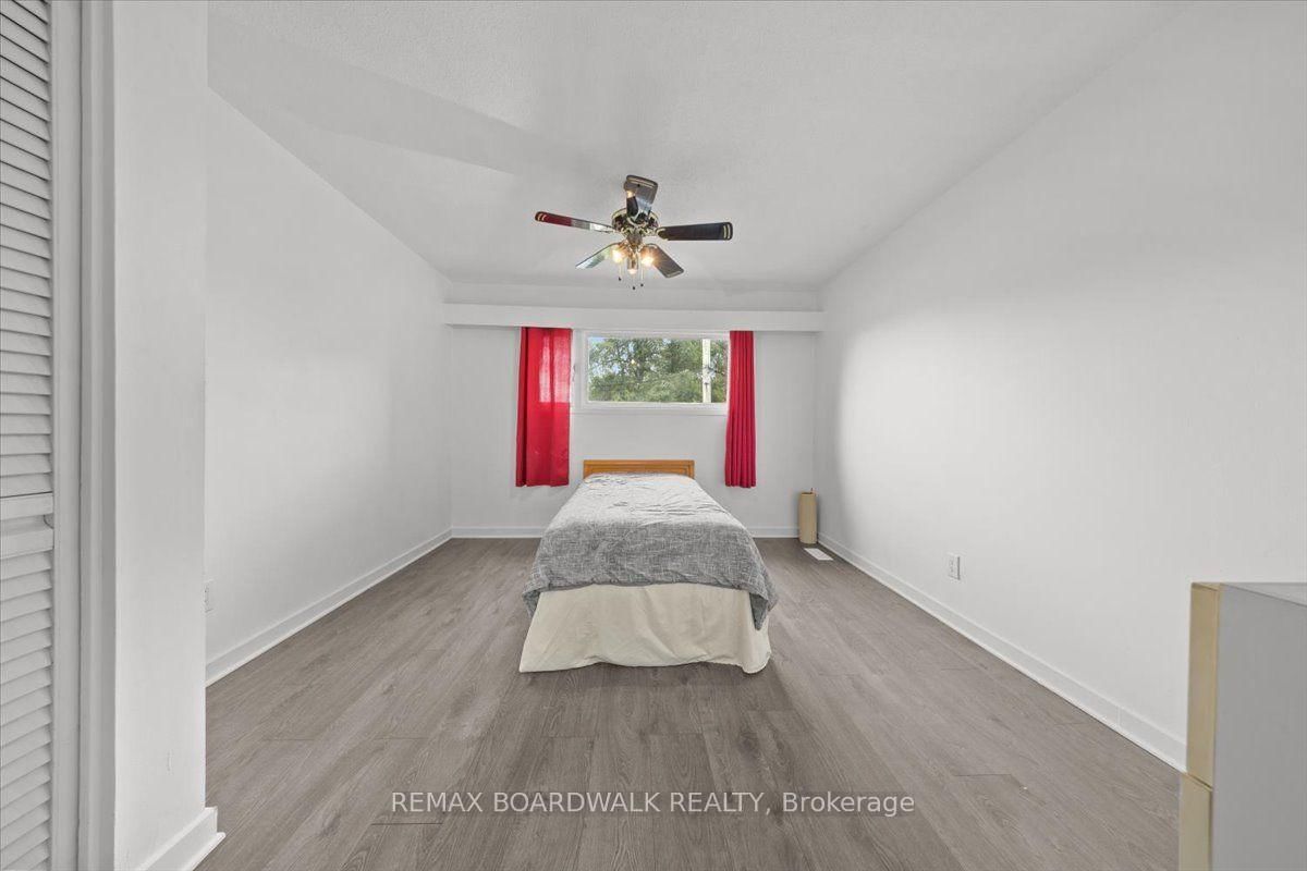 1864 Lenester Avenue W • Ottawa, ON photo 22
