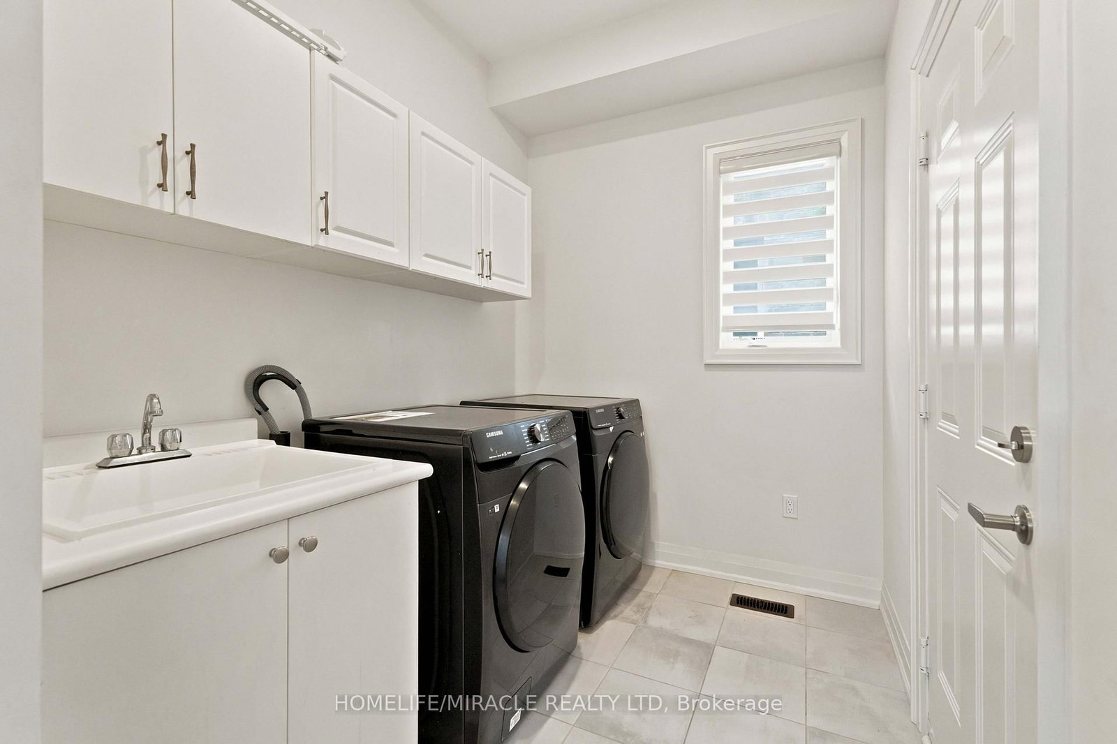 19 Kenesky Drive • Hamilton, ON photo 24
