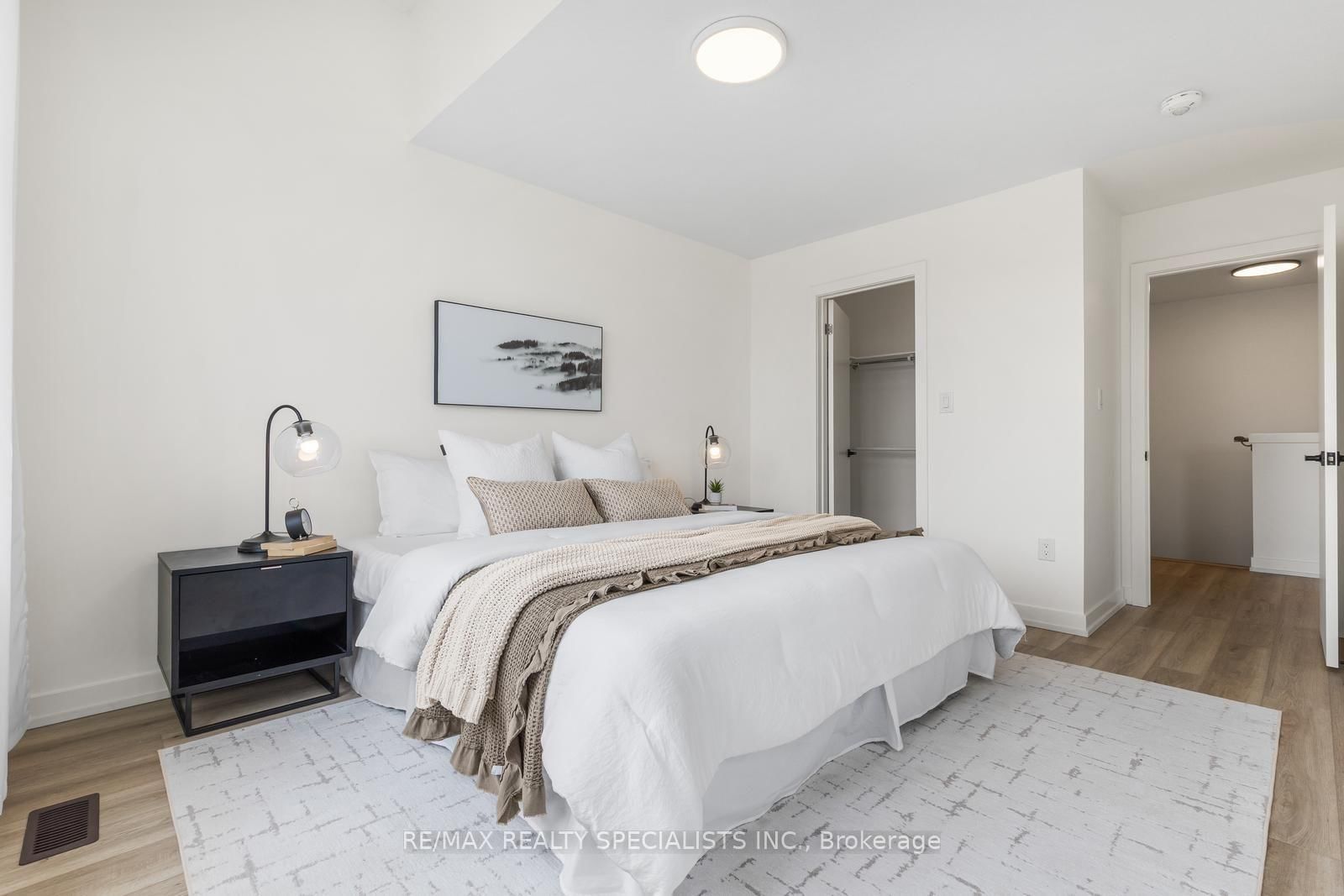 590 North Service Road • #103 • Hamilton, ON photo 18