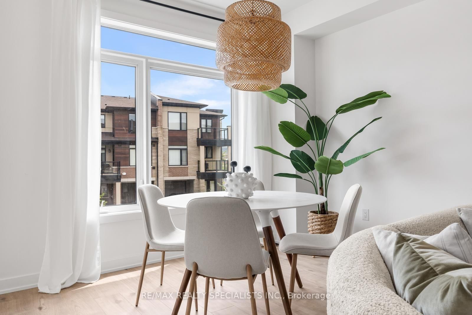 590 North Service Road • #103 • Hamilton, ON photo 5