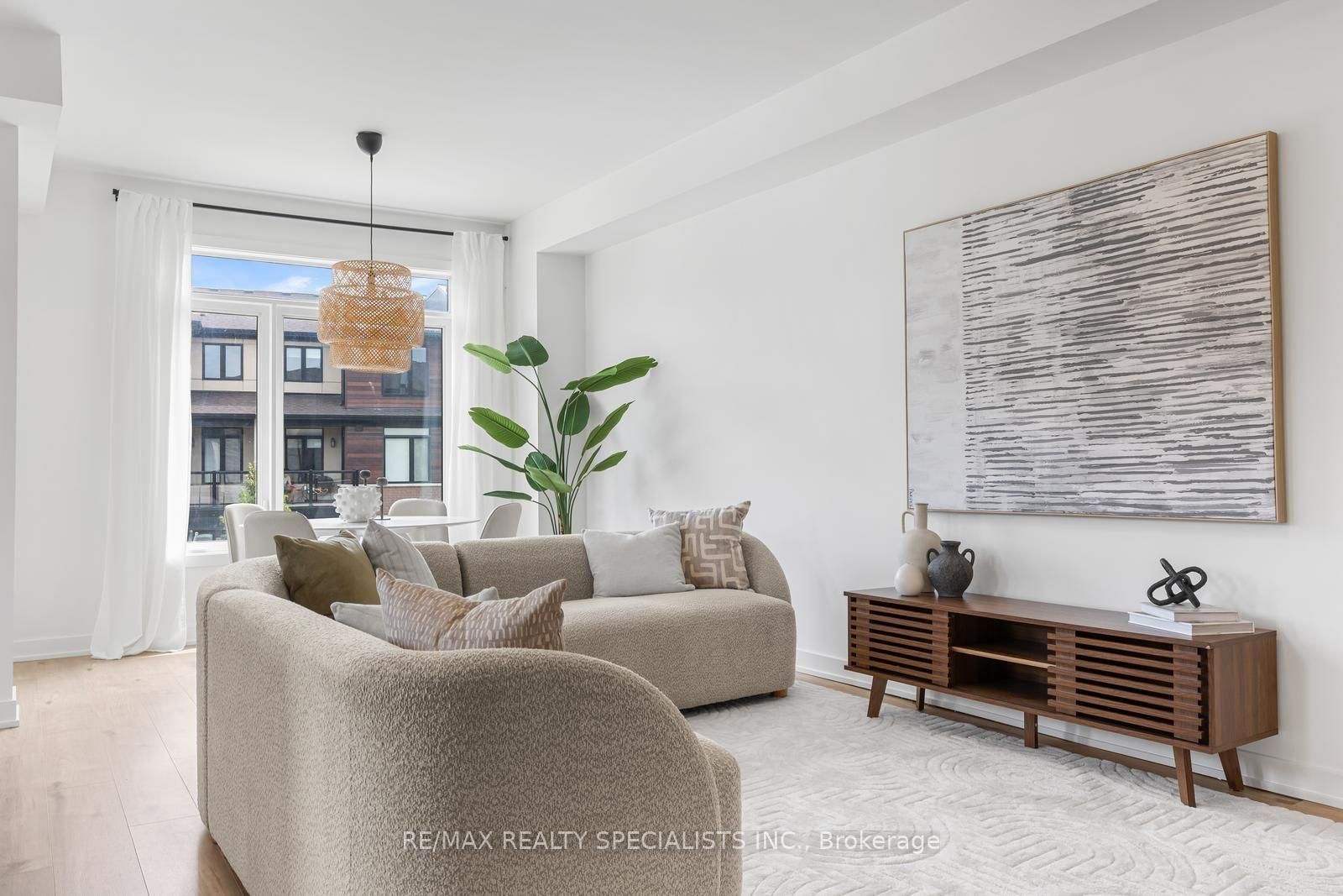 590 North Service Road • #103 • Hamilton, ON photo 8
