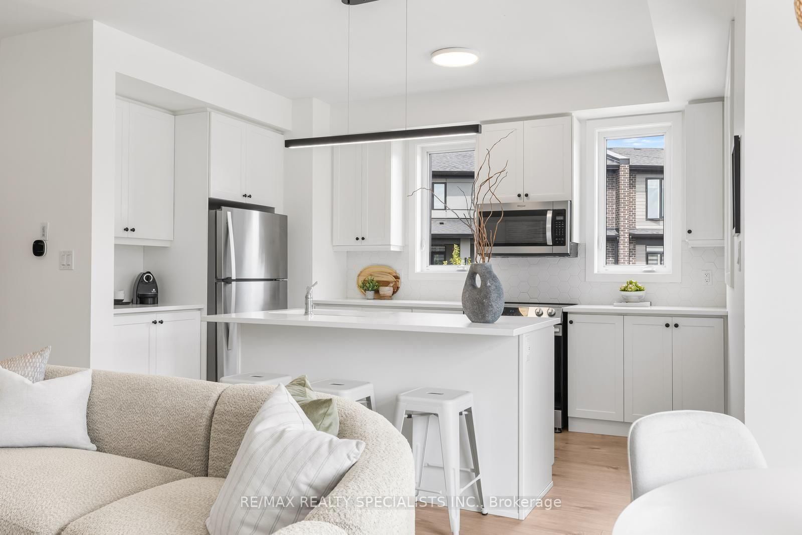 590 North Service Road • #103 • Hamilton, ON photo 9