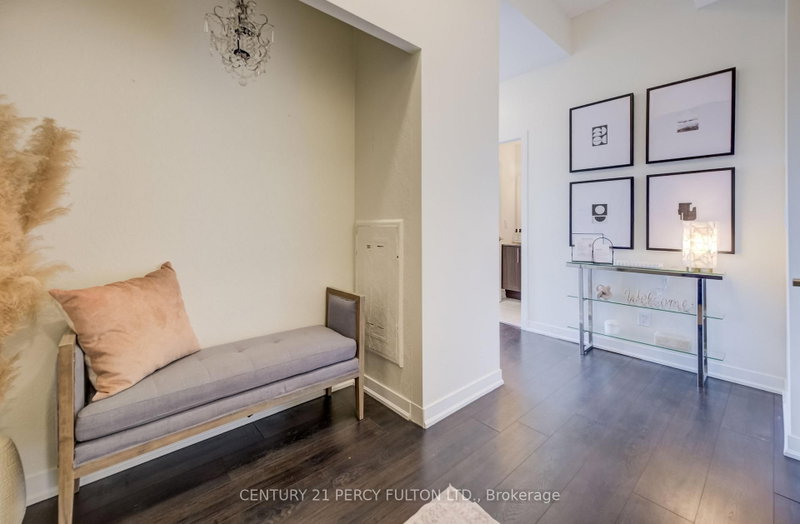 1703 - 85 Duke Street W