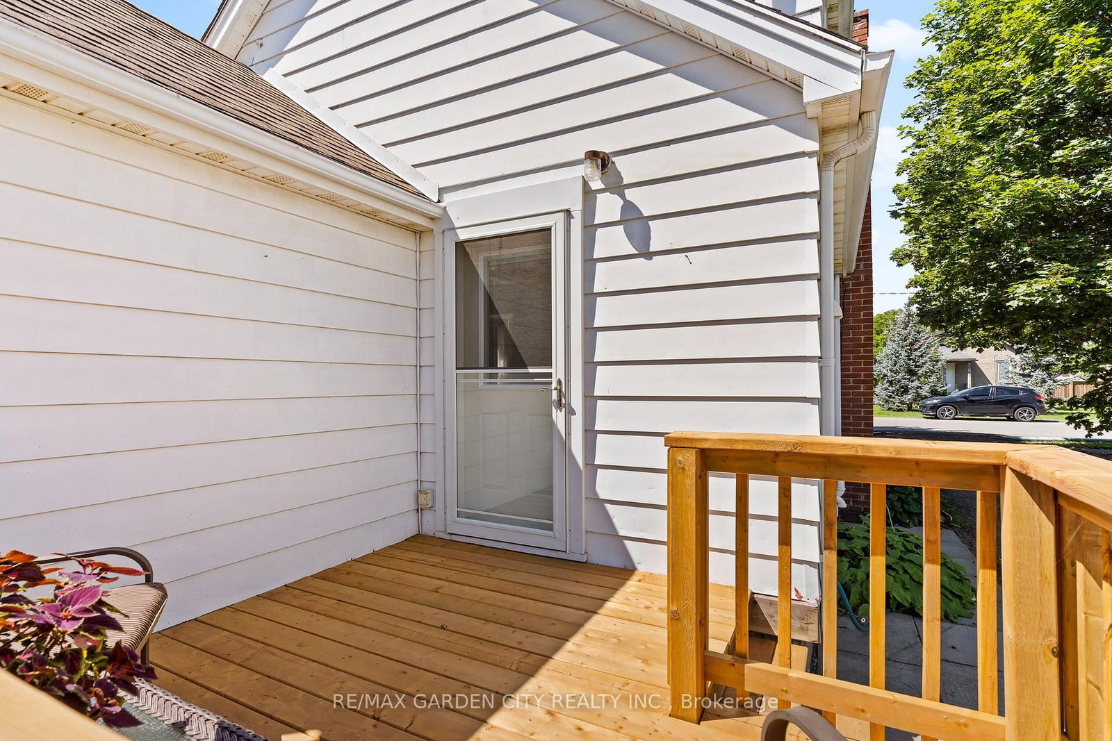 38 Oakwood Street • Port Colborne, ON photo 28