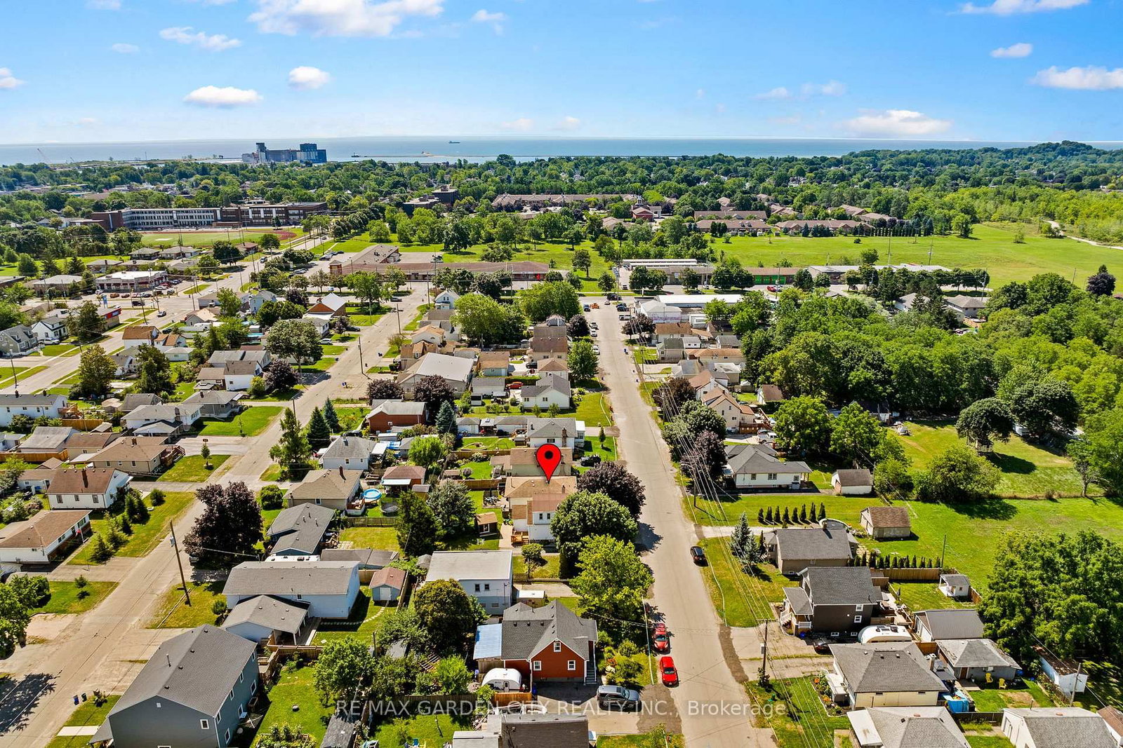 38 Oakwood Street • Port Colborne, ON photo 31