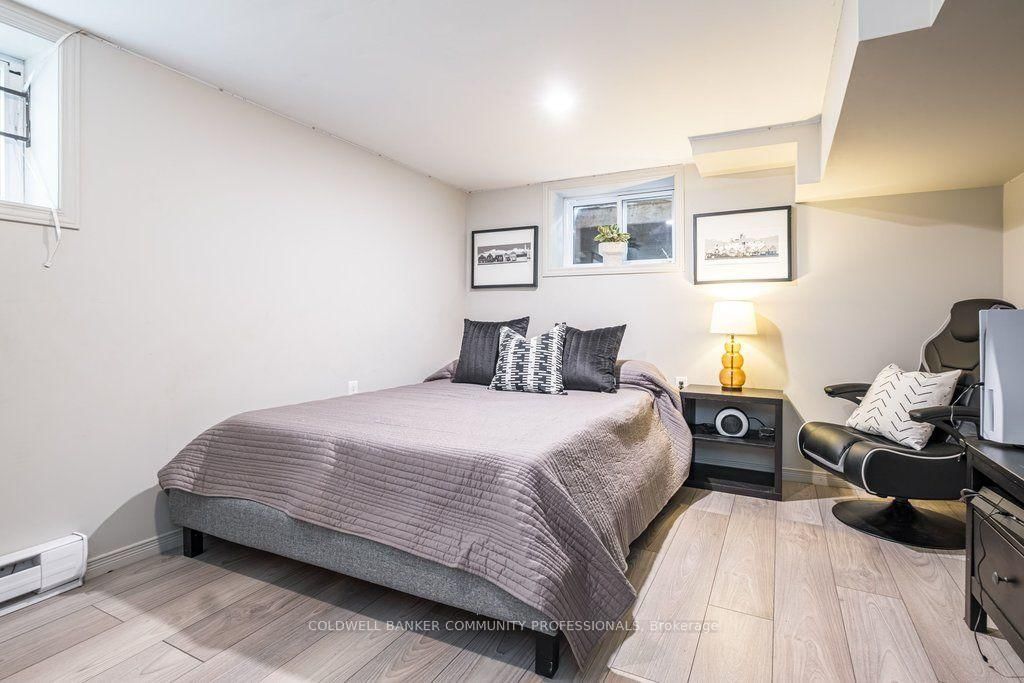 78 Paisley Avenue N • Hamilton, ON photo 38