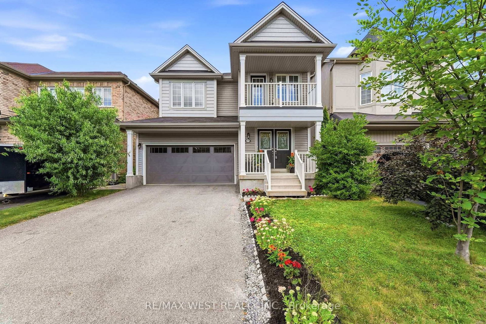 234 Voyager Pass • Hamilton, ON photo 1
