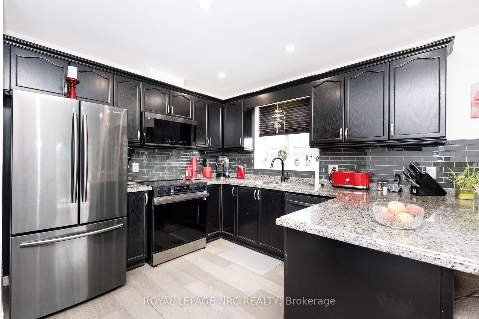 277 FORKS Road • Welland, ON photo 14